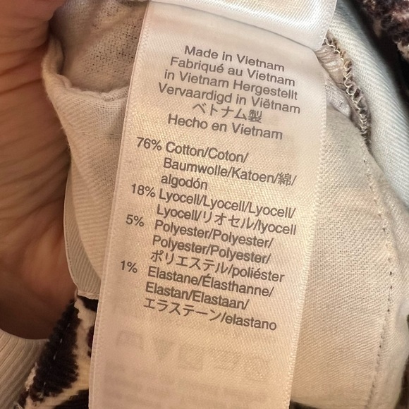 NWT J.CREW Buckle Mini Skirt in Leopard Corduroy. Size 00 - Picture 13 of 14